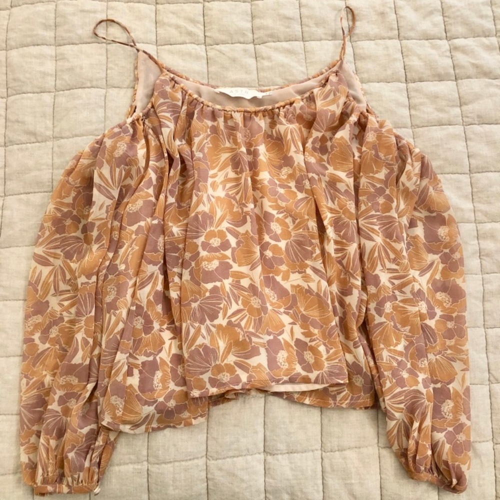 ASTR Blouse